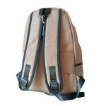 B. Cavalli hátizsák 40 x 30 x 20 cm camel színben