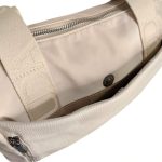 Magdaléna női válltáska keresztpántos különleges színes bézs