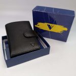 Valódi bőr kártyatartó mini pénztárca sötétkék színben díszdobozban RFID