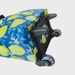 Gurulós bevásárló táska kisméretű vidám színes