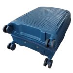 Fekete bőrönd M-es méret közepes keményfalú 63 cm 20 kg-os